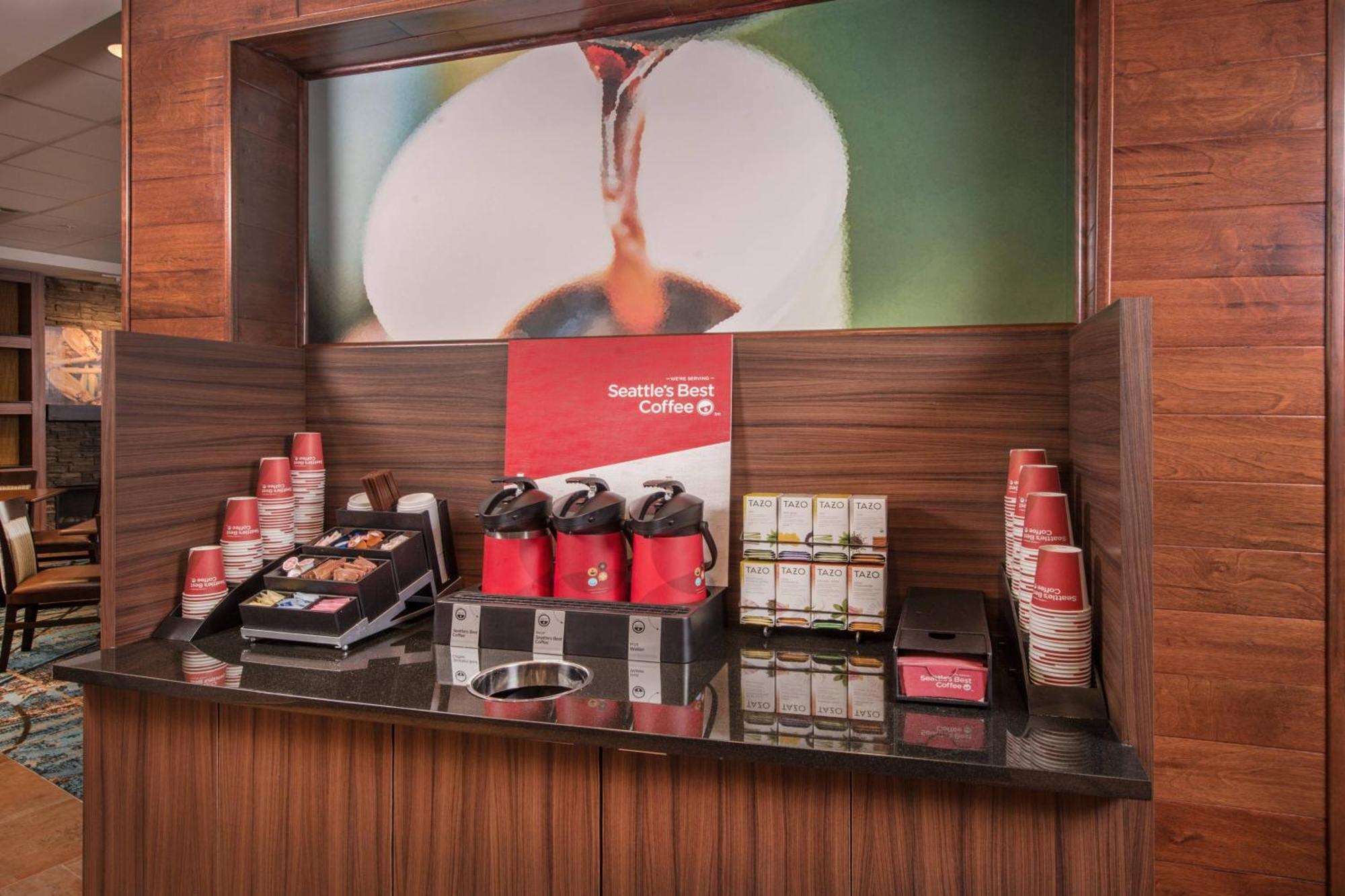 Fairfield Inn & Suites By Marriott Істон Екстер'єр фото