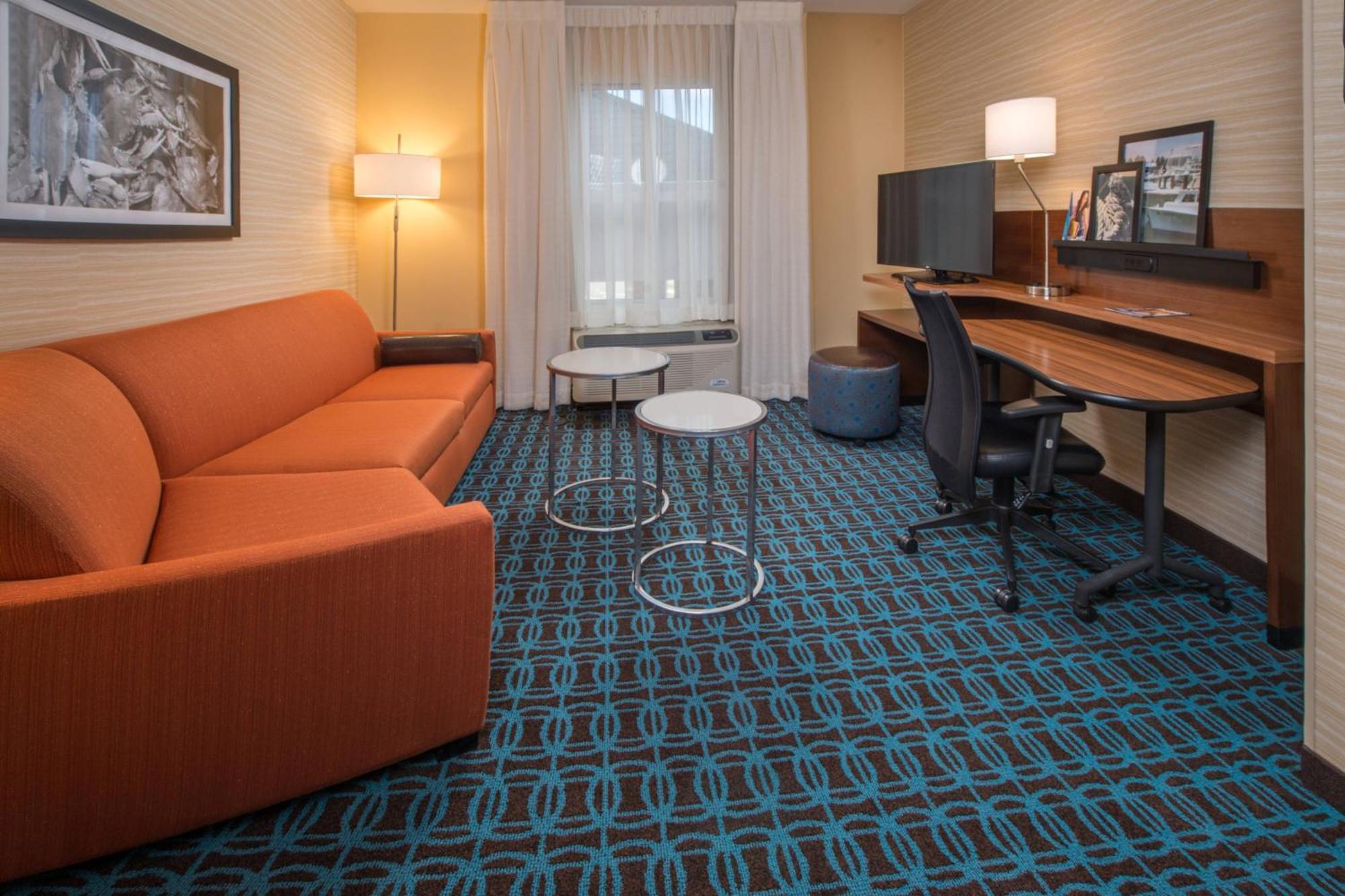 Fairfield Inn & Suites By Marriott Істон Екстер'єр фото