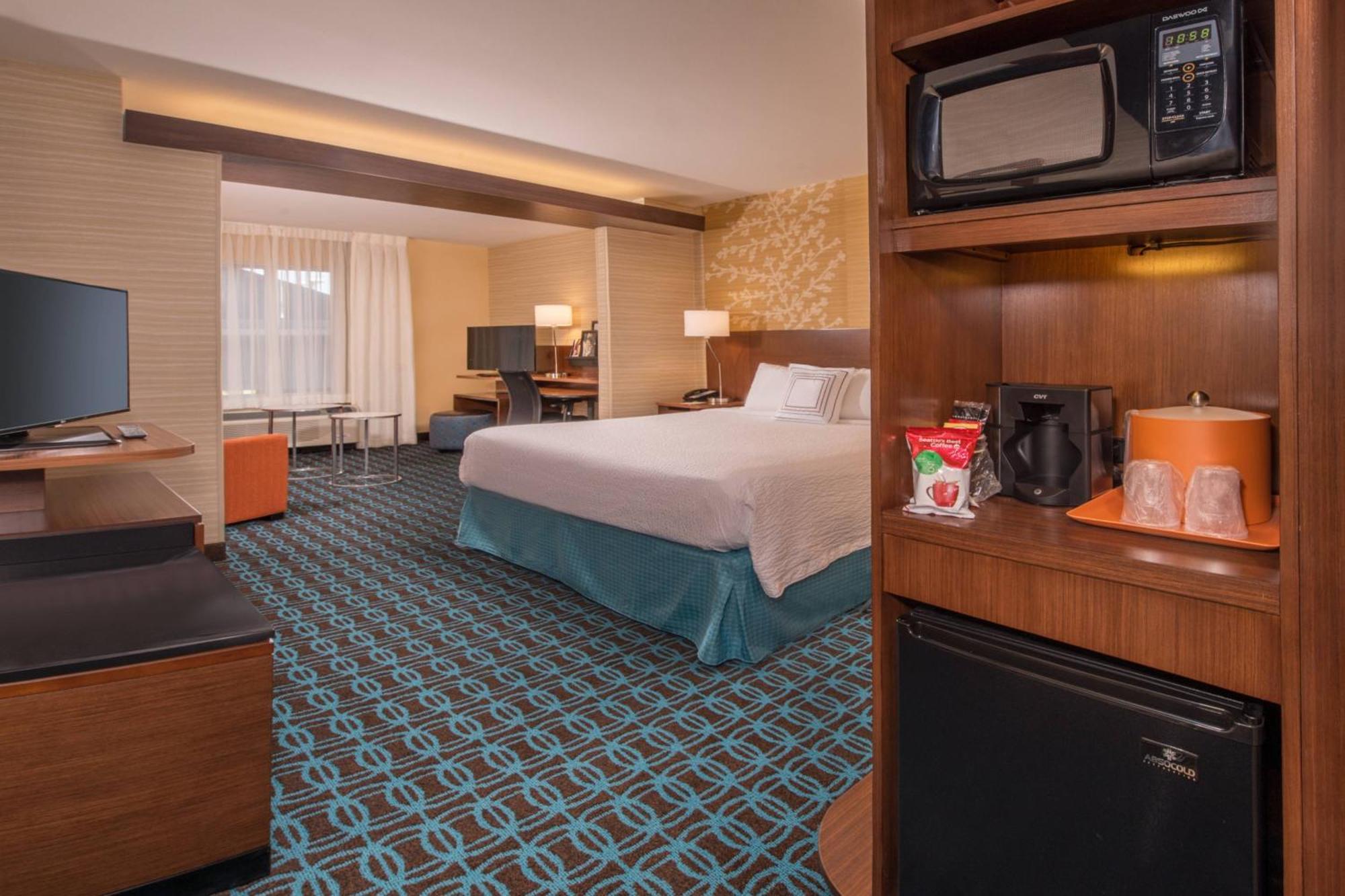 Fairfield Inn & Suites By Marriott Істон Екстер'єр фото