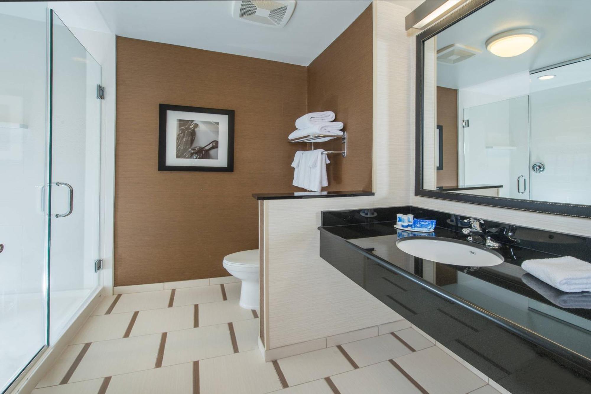 Fairfield Inn & Suites By Marriott Істон Екстер'єр фото